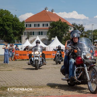 Multi-Light Pagoden auf dem Harleytreffen in Dresden