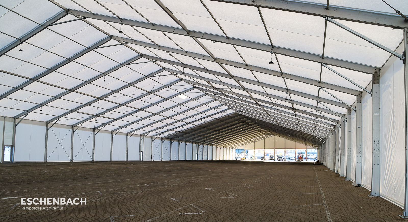 Leichtbauhalle 40 x 150 / 6,00 m