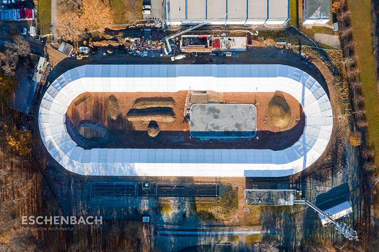 Eisschnelllaufbahn